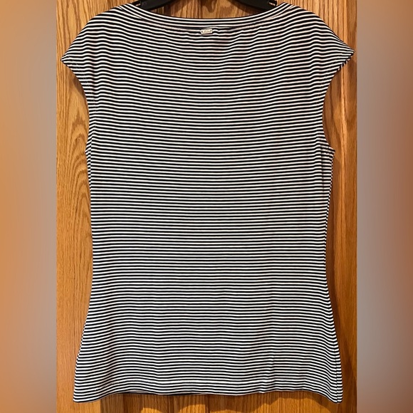 St. John Nautical Stripe Sleevless Cap Sleeve Top Navy Blue & White Size Small - Picture 5 of 9